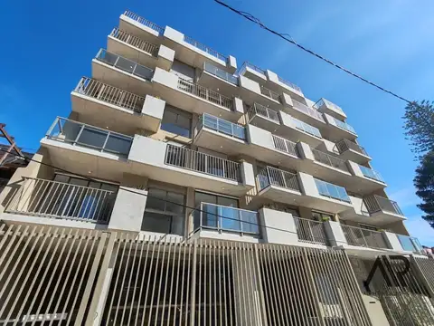 Moderno monoambiente con terraza al frente en La Blanqueada. ENTREGA INMEDIATA