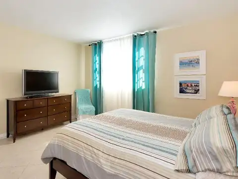 S Ocean Dr 3901