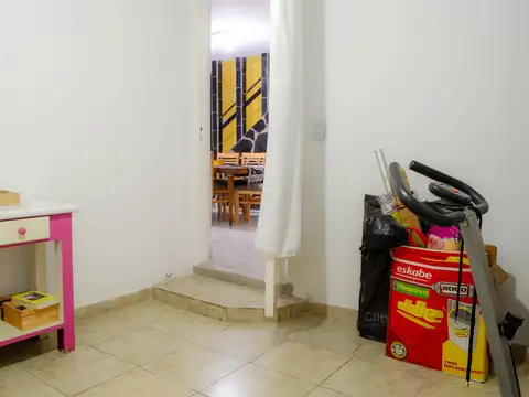 VENTA CASA 4 AMBIENTES LINIERS PERMUTA