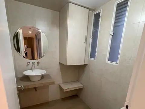 Casa 6 ambientes con 4 baños