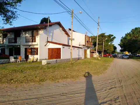 Depto Tipo Casa en Venta de 3 ambientes