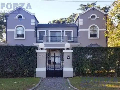 Velazquez al 1100