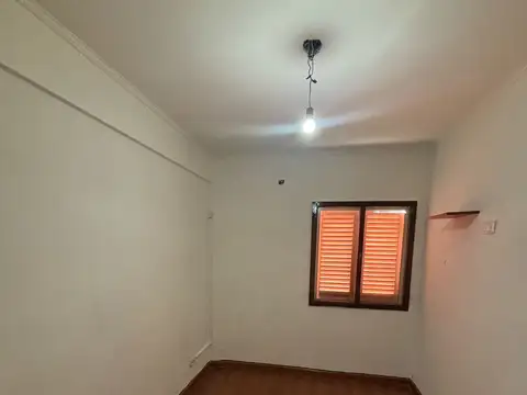 Departamento de 3 ambiente en venta  en Bernal oeste