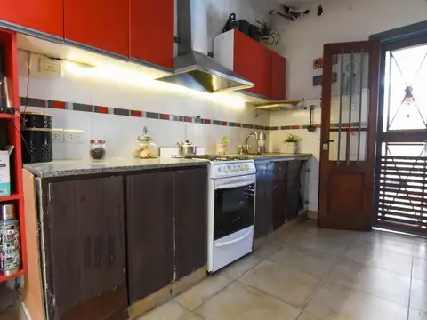 Depto Tipo Casa en Venta en Bernal Oeste, USD 89.900