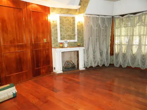 Oportunidad! valor m2 u$s 1.091 venta casa 6 amb Caballito