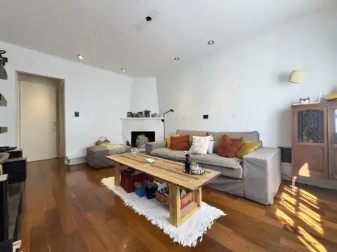 VENTA CASA 3 AMBIENTES CON COCHERA EN OLIVOS GOLF