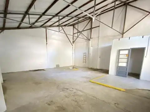 Galpon en Venta 19  mts Fondo