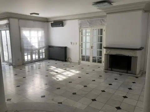 Casa en Alquiler de 5 dormitorios