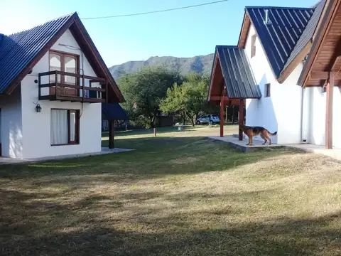 Departamento 25 ambientes con 8 baños