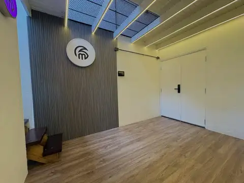 Oficina en Alquiler en Los Troncos, $ 850.000