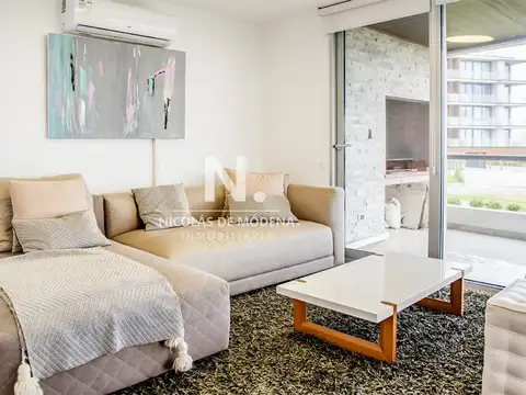 Departamento de 3 dormitorios en venta. Gran Oportunidad en Mansa.