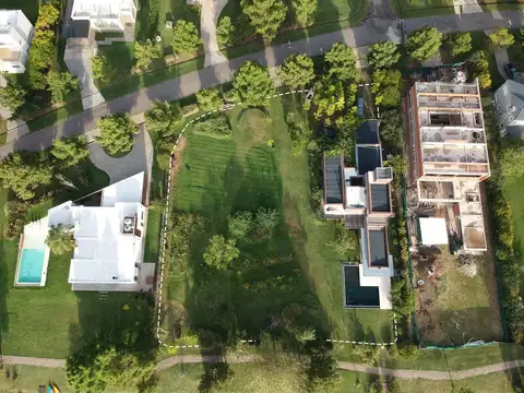 Casa en Alquiler al Este