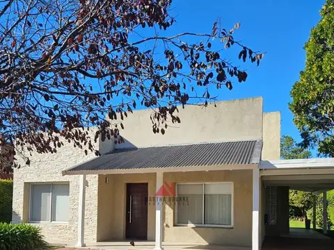 Casa  en Venta en Larena Country Club, Pilar, G.B.A. Zona Norte