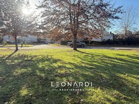 Terreno en Venta 25  mts Frente