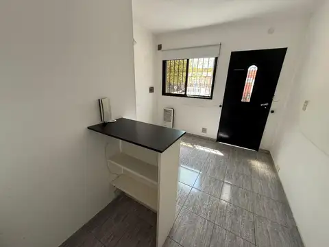 Oficina en Alquiler en Zárate, $ 700.000
