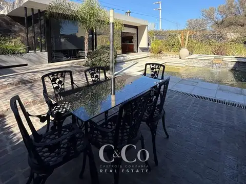 Casa en Venta en San Antonio De Arredondo, USD 328.000