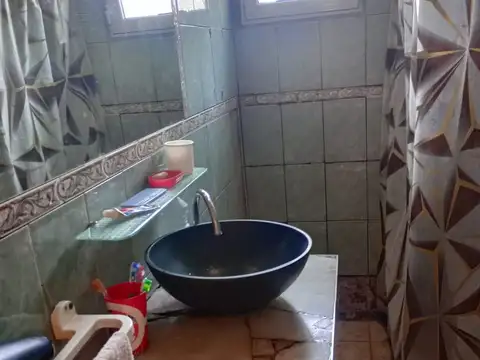 Venta casa 7 ambientes León Suarez oportunidad opc