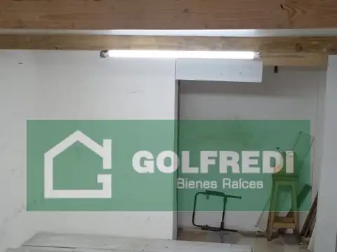 Local en Alquiler Via Púb.