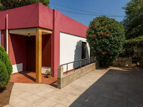 VENTA CASA 4 AMBIENTES + DPTO LOS POLVORINES