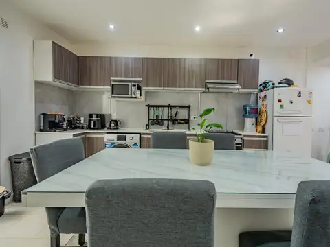 Depto Tipo Casa 5 ambientes con 1 baño