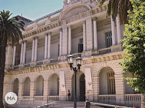 Montevideo  1045
