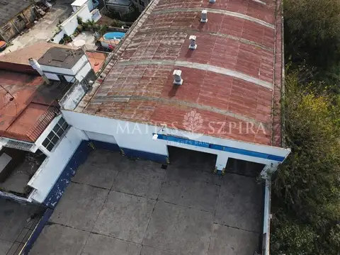 Av. Patricios 6133. Entre Alpatacal y Paso de los patos