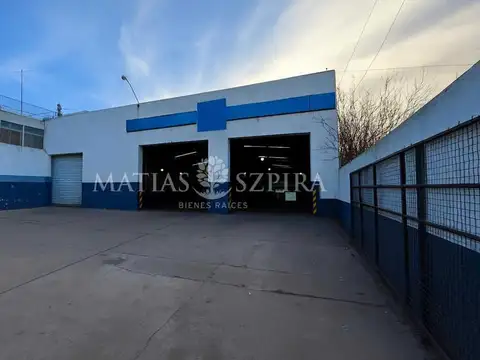 Av. Patricios 6133. Entre Alpatacal y Paso de los patos
