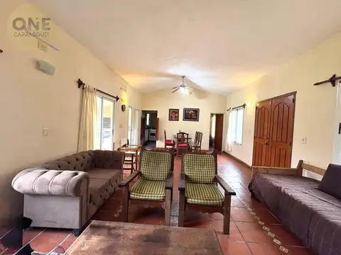 Casa en Venta con 1 cochera