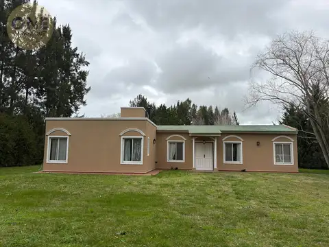Casa 5 ambientes con 2 baños