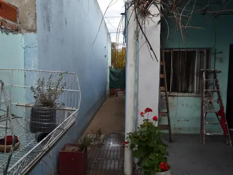 Casa 3 ambientes con 1 baño