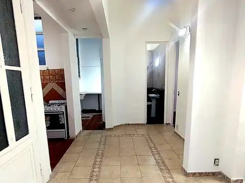 4 ambientes con bajas expensas. Oportunidad en Balvanera !
