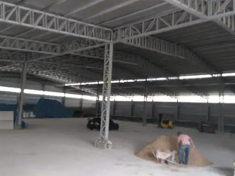 Galpon en Venta en Abasto, USD 2.100.000