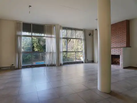 Excelente PH en Venta con jardín, parrilla y pilet