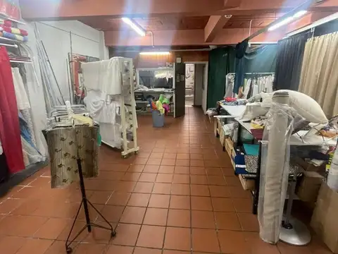 Local en Venta en Barrio Don Bosco, USD 400.000