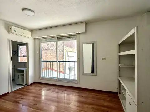 Departamento en Venta en Olivos Maipu/Uzal, USD 75.000