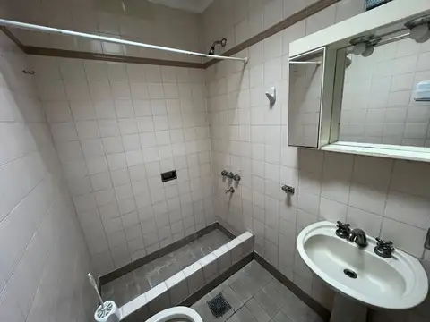 Depto Tipo Casa en Venta 28 años