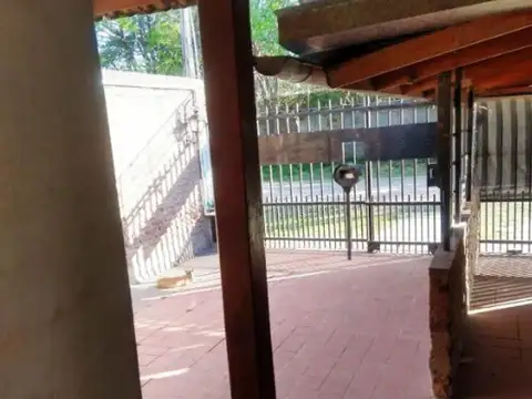Casa en Venta en Paso del Rey, USD 55.000