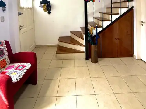 Impecable duplex con entrada para coche