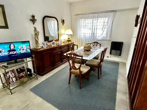 Depto Tipo Casa en Venta de 3 ambientes