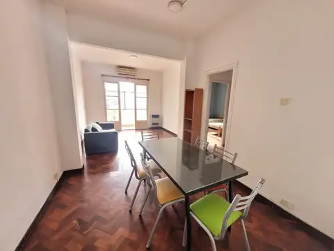 SEMIPISO - CONTRA FRENTE - LUMINOSO - BALCON - AMPLIO LIVING Y DORMITORIOS