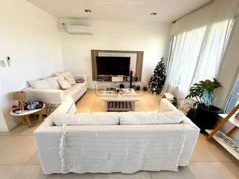 Casa en Alquiler en San Sebastián, USD 1.600