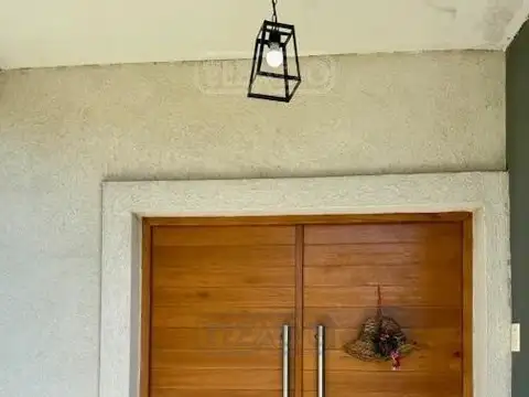 Casa en Alquiler de 3 dormitorios