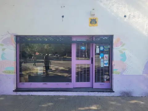 Venta Local Rosario, Esquina Avellaneda y cochabamba