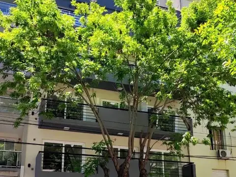 Núñez e/ Washington y Doctor Rómulo Naon