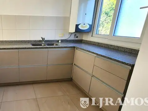 Departamento en Alquiler de 3 dormitorios