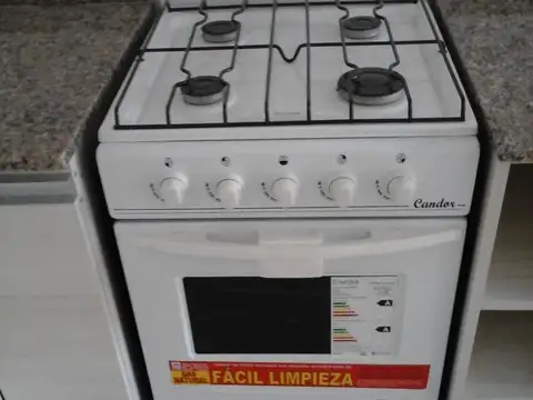 Depto Tipo Casa en Alquiler con 1 cochera