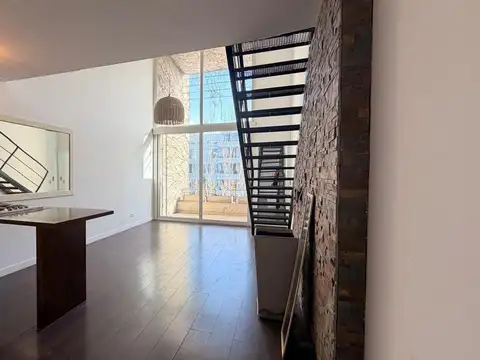 Departamento en ALQUILER en segundo piso con gran orientación e ideal vista - Ayres Vila