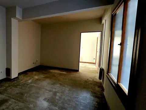 John O'Connor 100, Piso PB