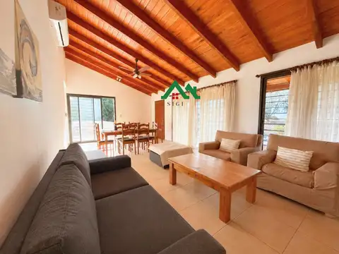 Casa en venta en Villa Carlos Paz, 3 dormitorios, pileta y vista a las sierras