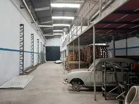 Galpón 500 S/Lote 8x50 en 2 Naves Luz Trifásica